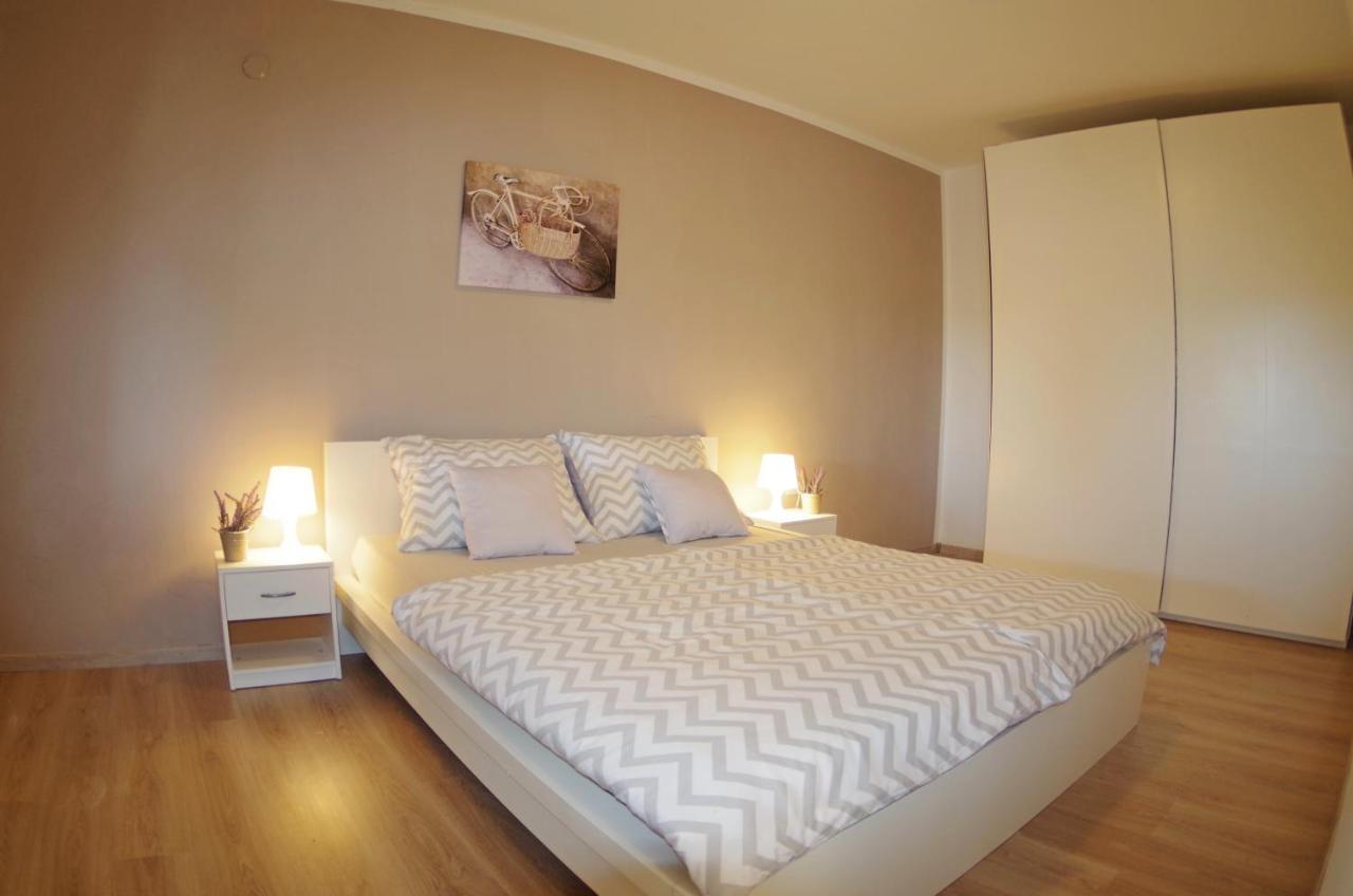 Holiday Home Elvis, Village Kujici Hreljići Dış mekan fotoğraf
