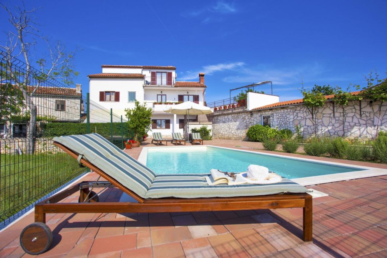 Holiday Home Elvis, Village Kujici Hreljići Dış mekan fotoğraf